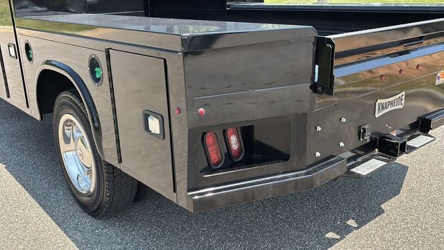 2023 Chevrolet Silverado 5500HD Work Truck 9' Hauler Body