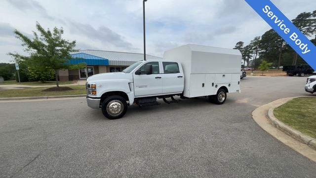 2023 Chevrolet Silverado 5500HD Work Truck 11' Enclosed Service Body