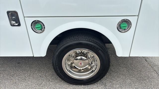 2023 Chevrolet Silverado 5500HD Work Truck 11' Enclosed Service Body