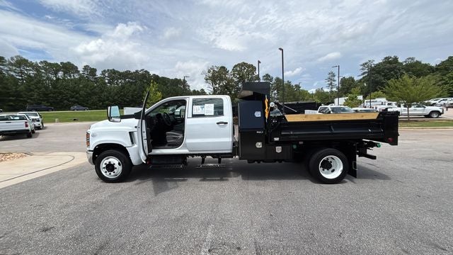 2023 Chevrolet Silverado 5500HD Work Truck 13' Landscape Dump
