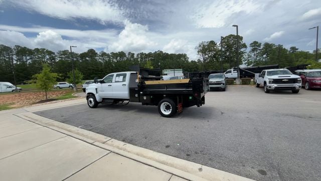 2023 Chevrolet Silverado 5500HD Work Truck 13' Landscape Dump