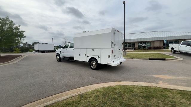 2023 Chevrolet Silverado 5500HD Work Truck 11' Enclosed Service Body