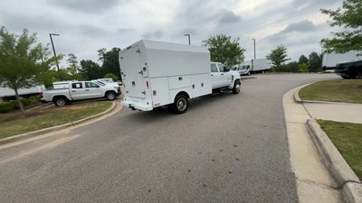2023 Chevrolet Silverado 5500HD Work Truck 11' Enclosed Service Body