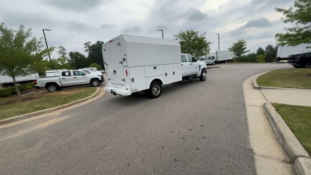 2023 Chevrolet Silverado 5500HD Work Truck 11' Enclosed Service Body