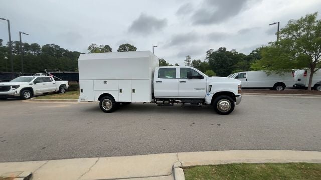 2023 Chevrolet Silverado 5500HD Work Truck 11' Enclosed Service Body