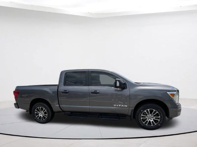 2022 Nissan Titan SV