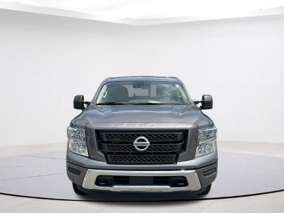 2022 Nissan Titan SV