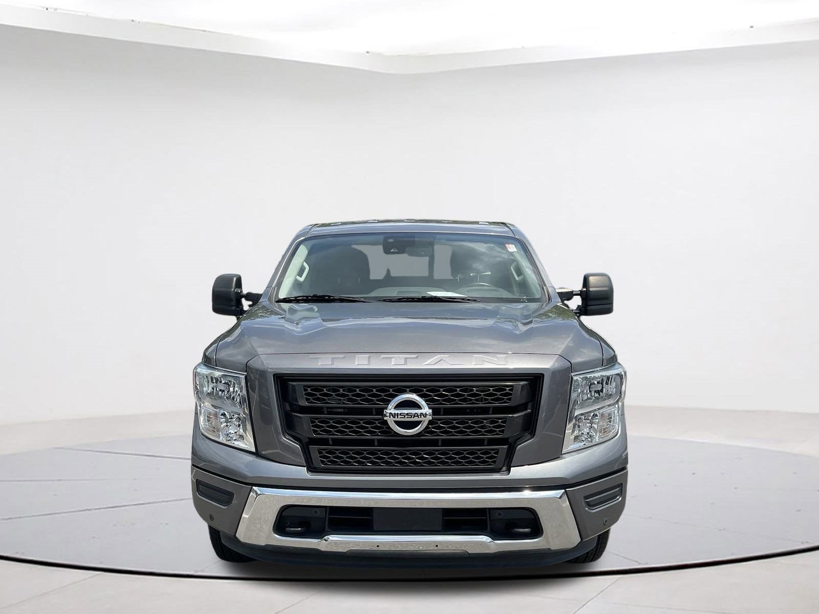 2022 Nissan Titan SV