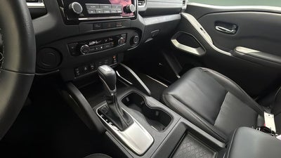 2024 Nissan Frontier SL