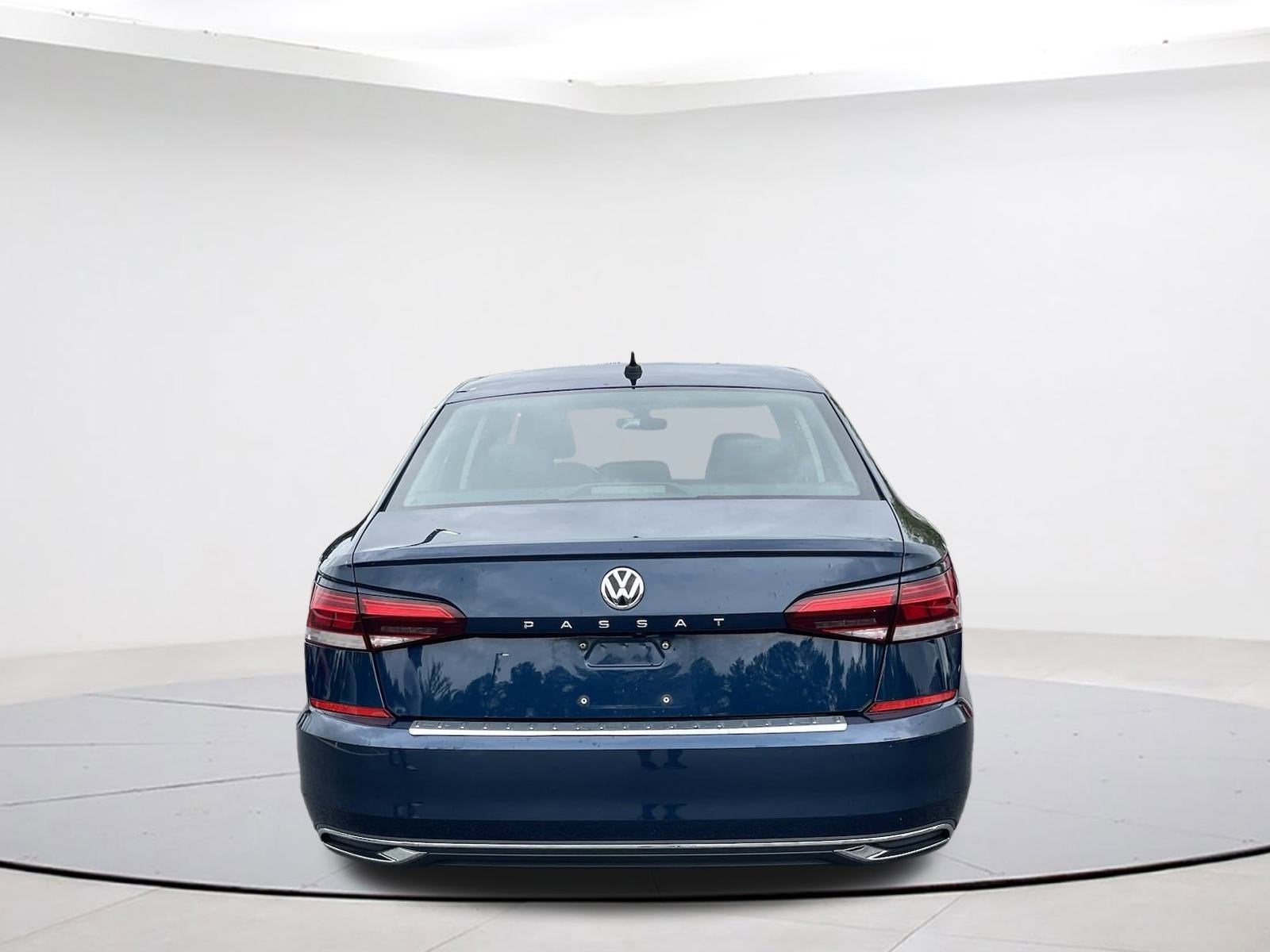 2022 Volkswagen Passat 2.0T SE