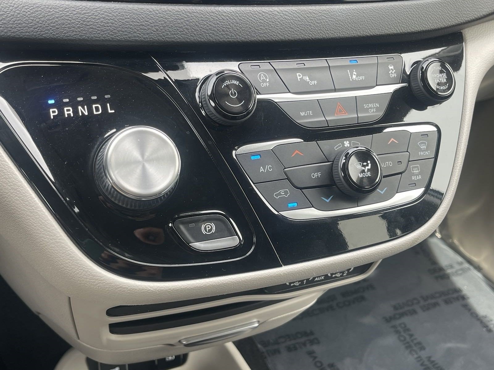 2021 Chrysler Pacifica Touring L