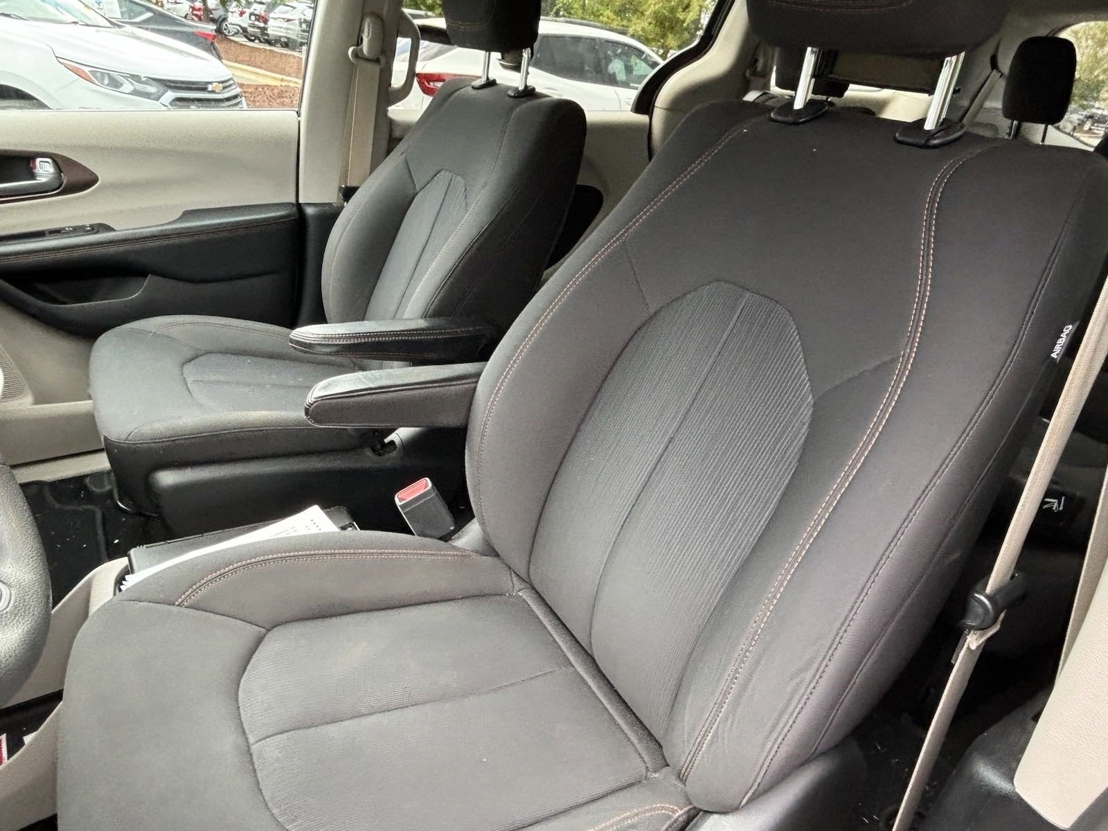 2017 Chrysler Pacifica Touring