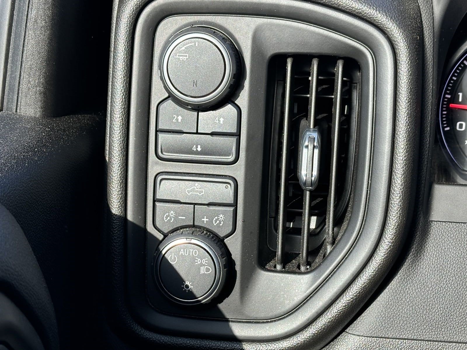 2022 Chevrolet Silverado 2500HD Custom