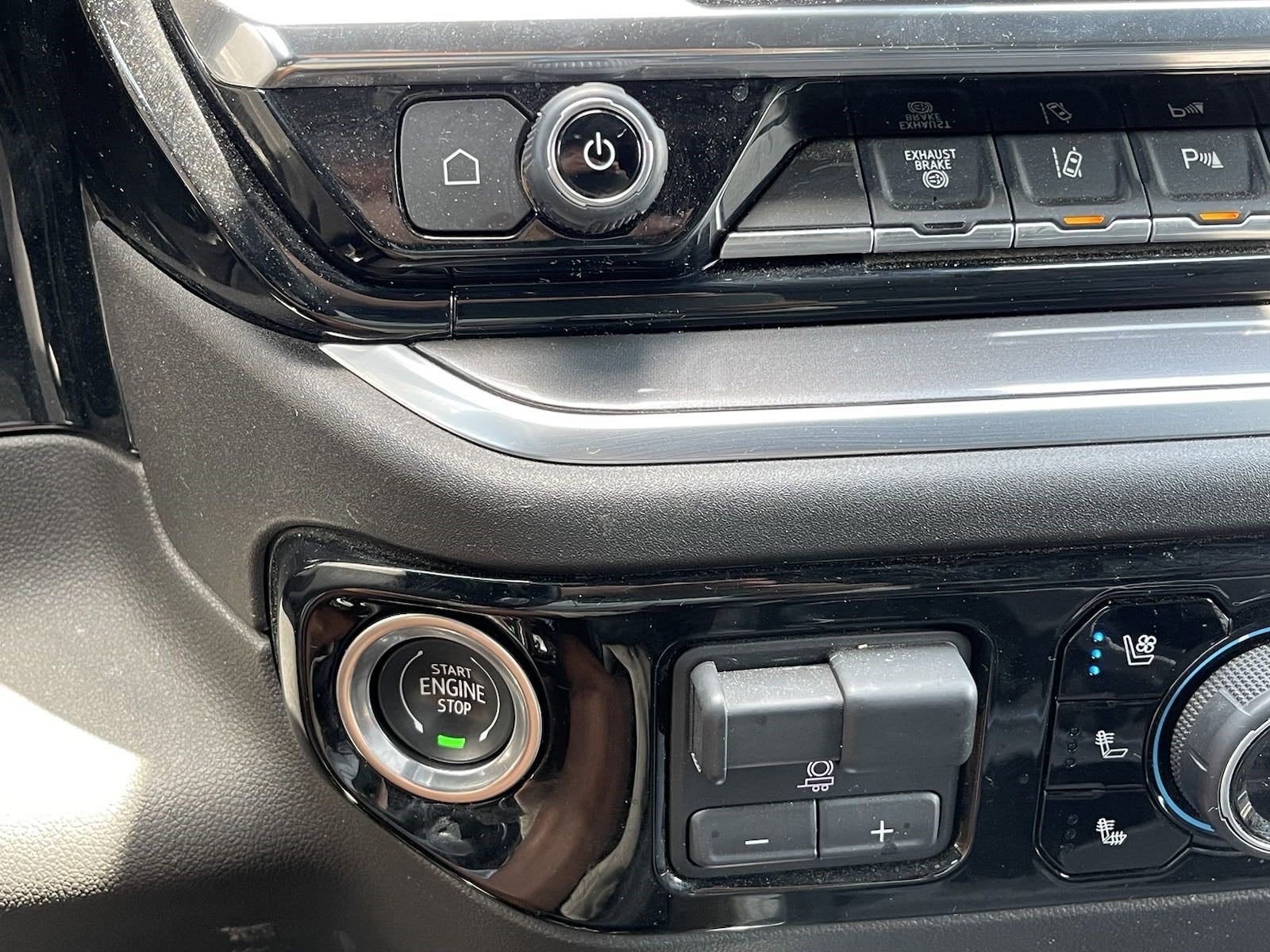 2024 Chevrolet Silverado 2500HD High Country