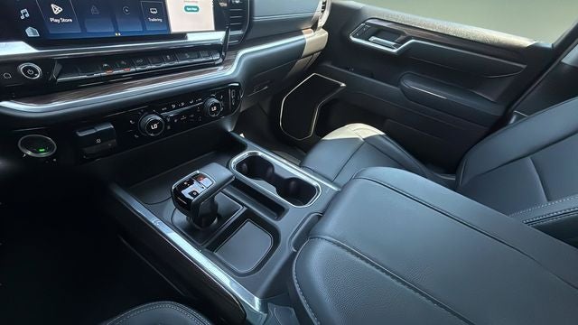 2025 Chevrolet Silverado 1500 LT LT1