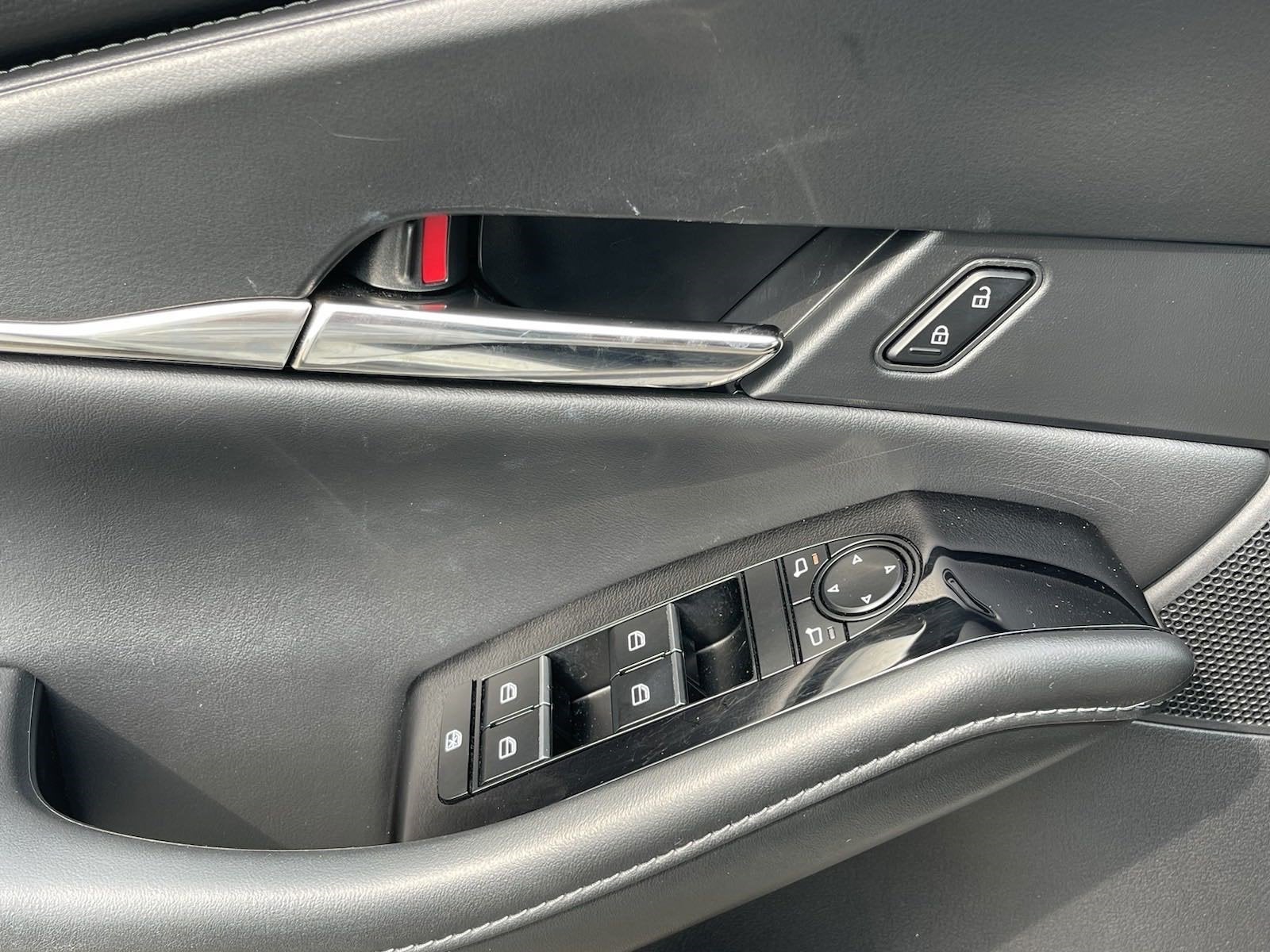 2024 Mazda Mazda CX-30 2.5 S Preferred Package