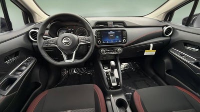 2025 Nissan Versa 1.6 SR