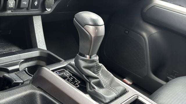 2023 Toyota Tacoma Limited V6