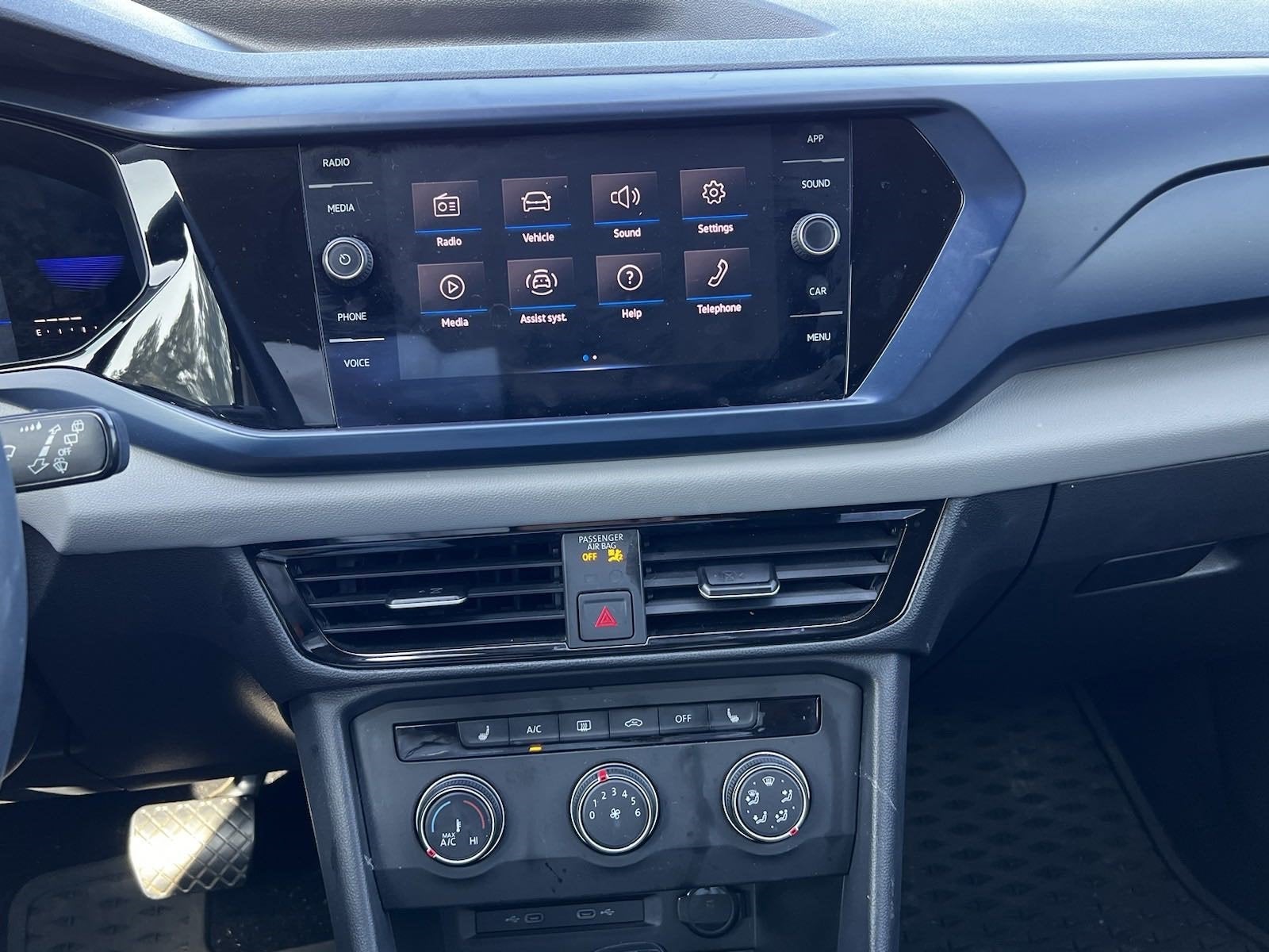 2022 Volkswagen Taos SE