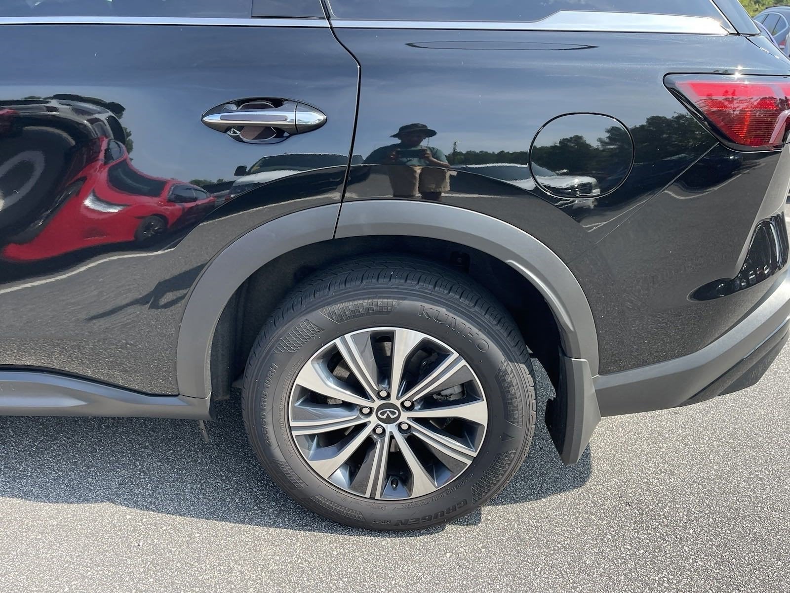 2024 INFINITI QX60 PURE