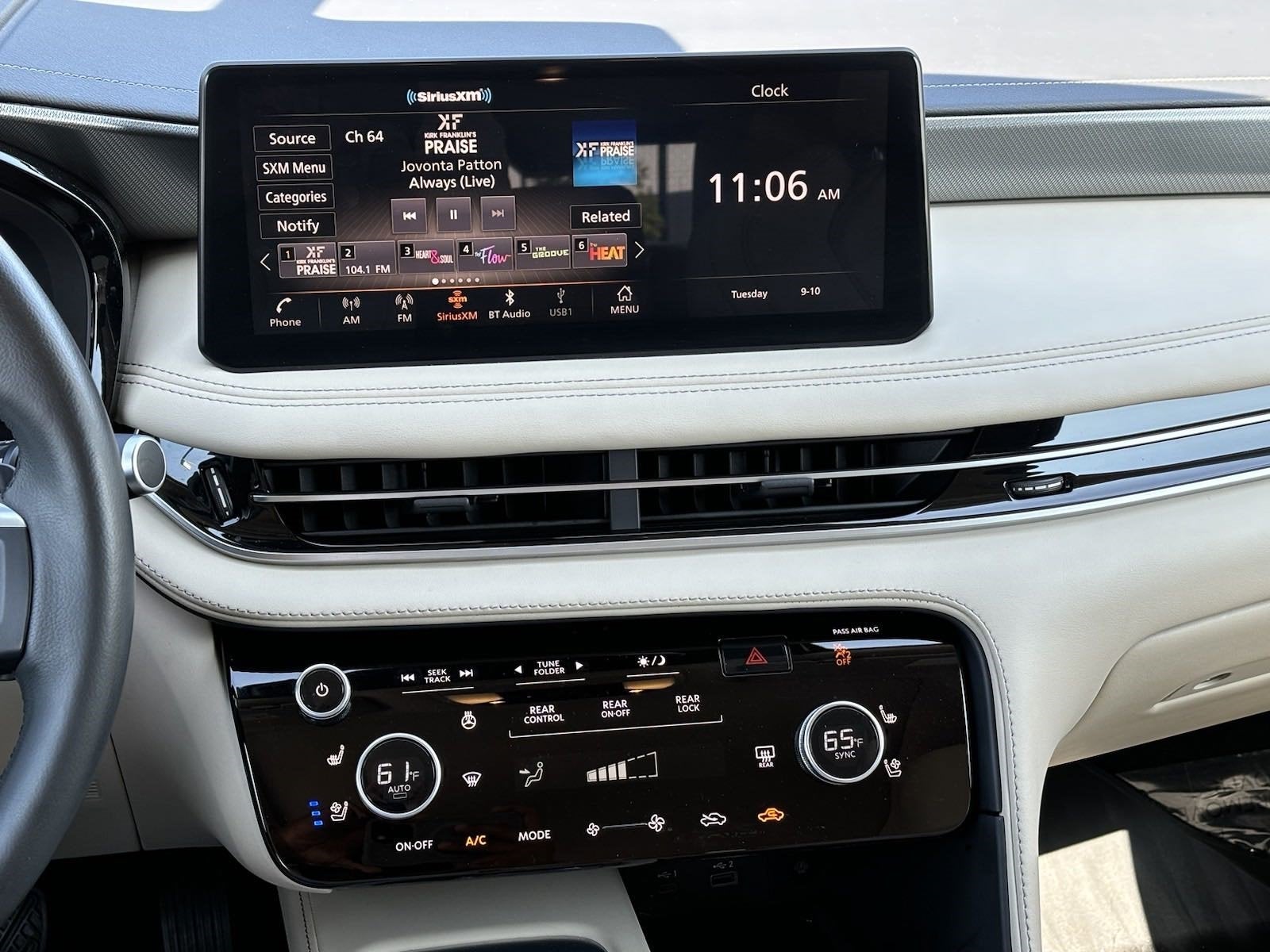 2023 INFINITI QX60 LUXE