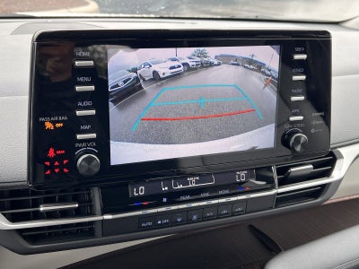 2023 Toyota Sienna LE