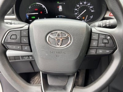 2023 Toyota Sienna LE
