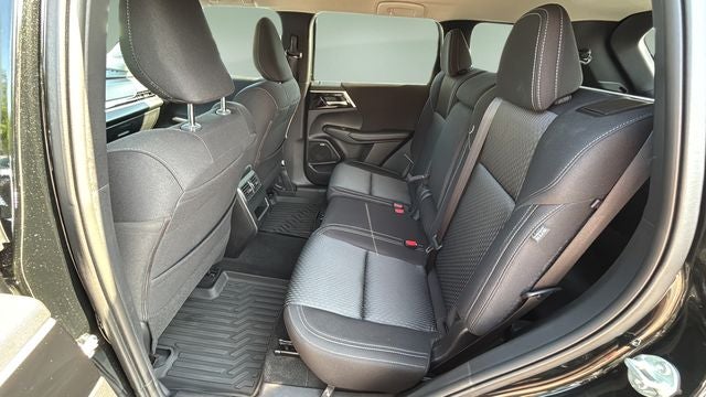 2025 Mitsubishi Outlander ES
