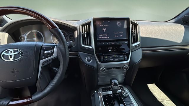 2017 Toyota Land Cruiser Base