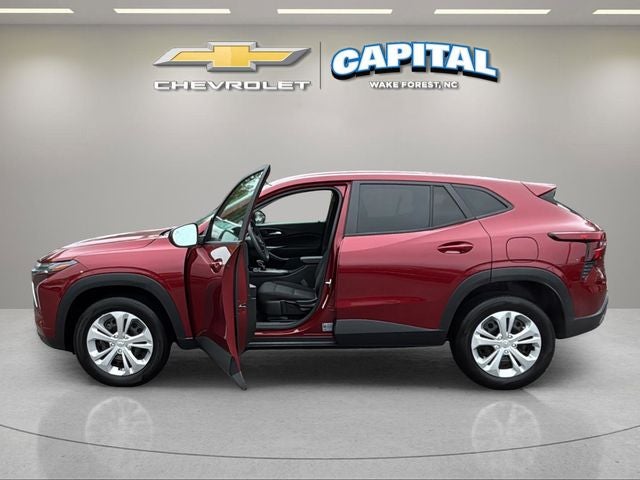 2025 Chevrolet Trax LS