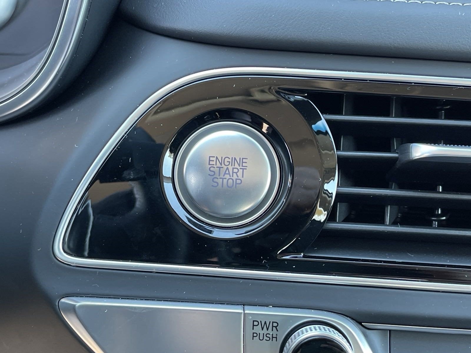 2023 Genesis G70 3.3T