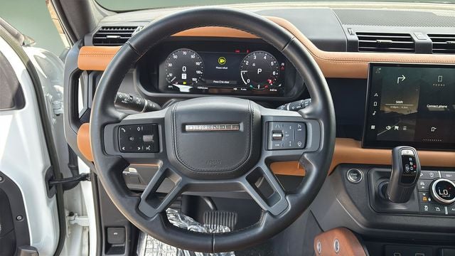 2023 Land Rover Defender 130 X-Dynamic SE