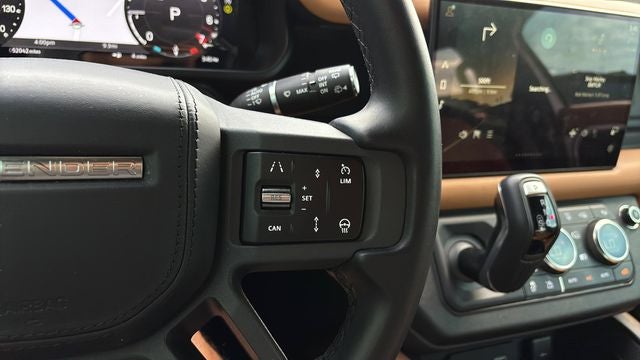 2023 Land Rover Defender 130 X-Dynamic SE