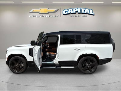 2023 Land Rover Defender 130 X-Dynamic SE
