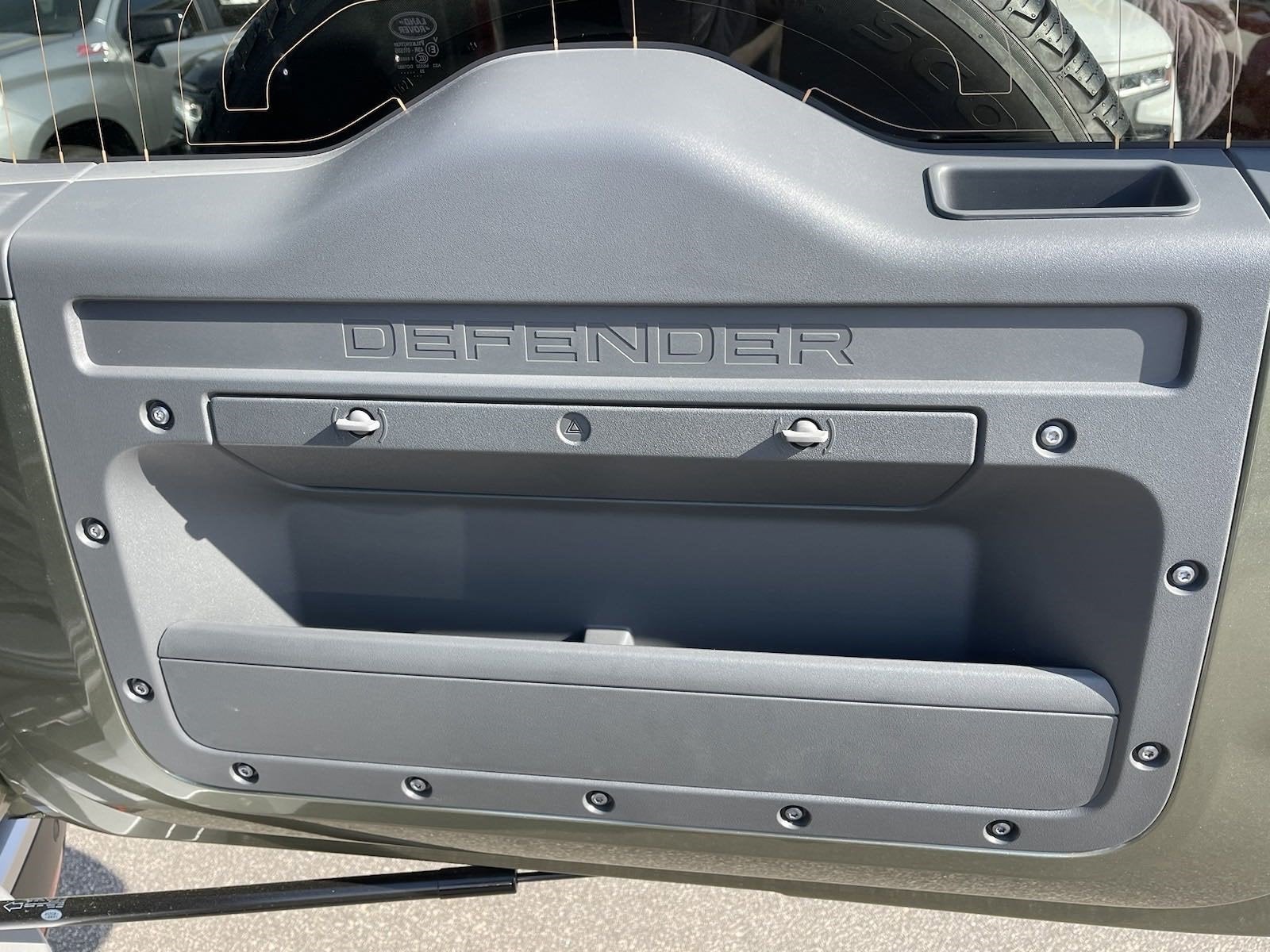 2024 Land Rover Defender S