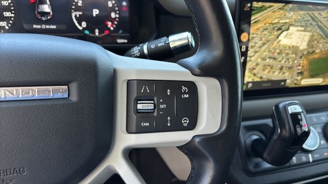 2022 Land Rover Defender 110 SE