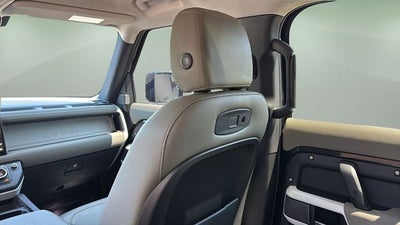 2022 Land Rover Defender 110 SE