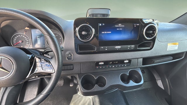 2025 Mercedes-Benz Sprinter 2500 Passenger 170 WB High Roof