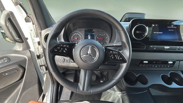 2025 Mercedes-Benz Sprinter 2500 Passenger 170 WB High Roof