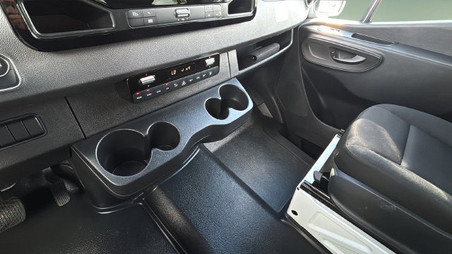 2025 Mercedes-Benz Sprinter 2500 Passenger 170 WB High Roof