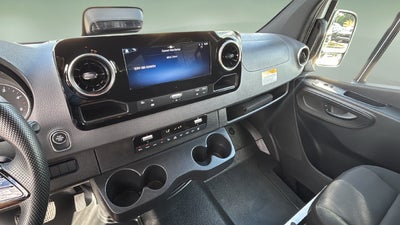 2025 Mercedes-Benz Sprinter 2500 Passenger 170 WB High Roof