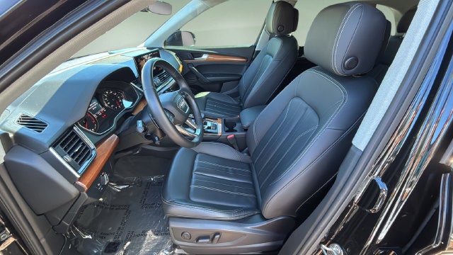 2023 Audi Q5 40 Premium quattro