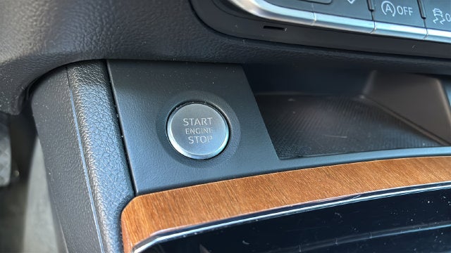 2023 Audi Q5 40 Premium quattro