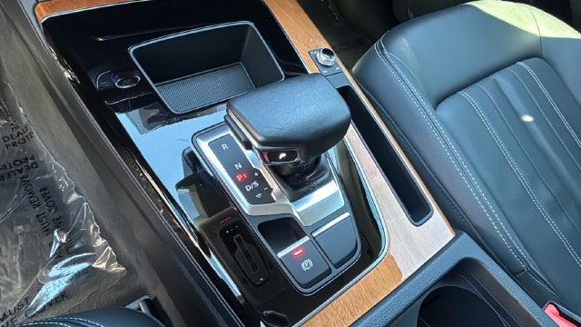 2023 Audi Q5 40 Premium quattro