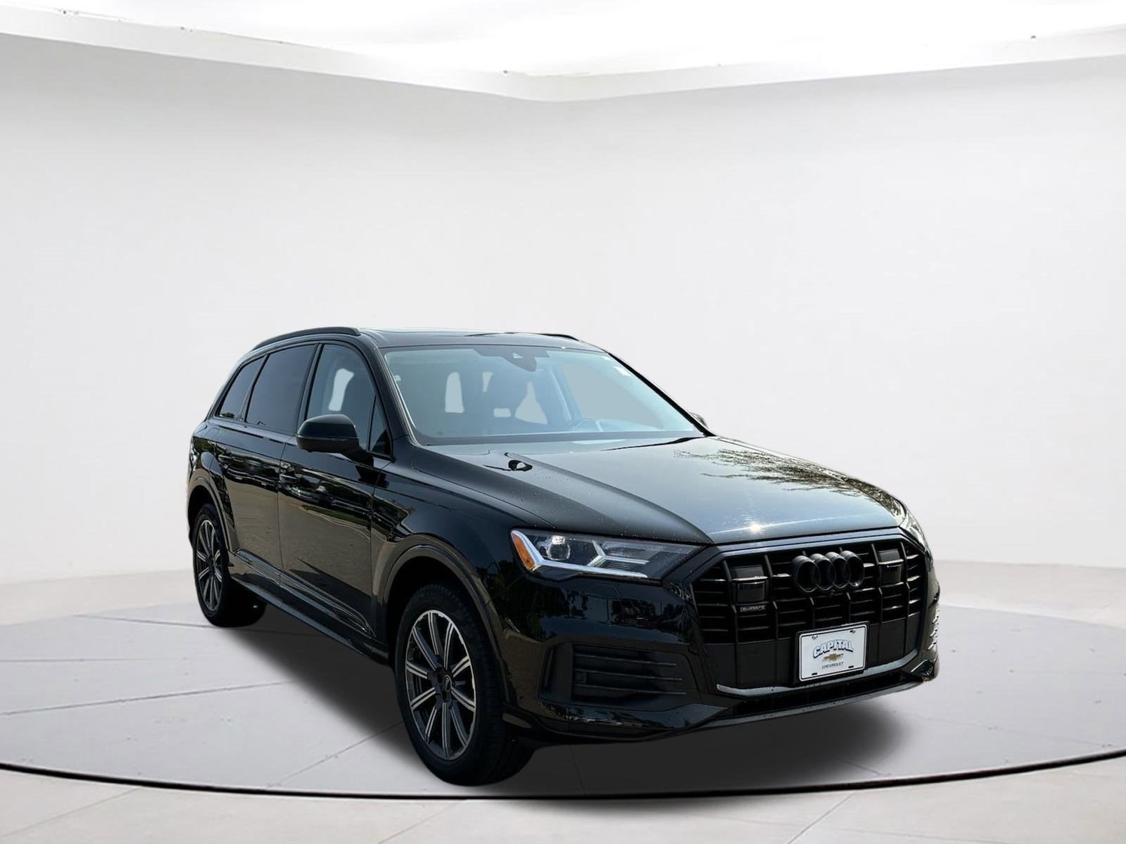 2023 Audi Q7 Premium Plus