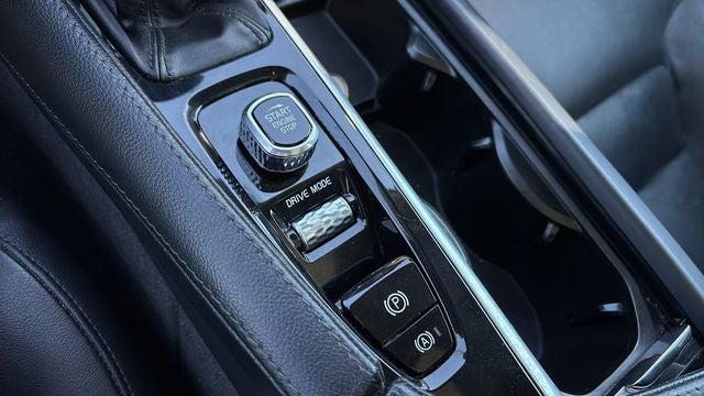 2019 Volvo XC90 T5 Momentum