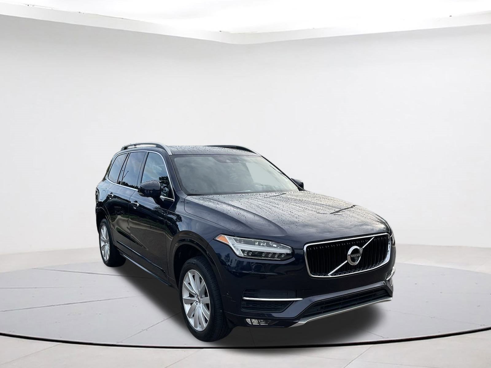 2017 Volvo XC90 Momentum