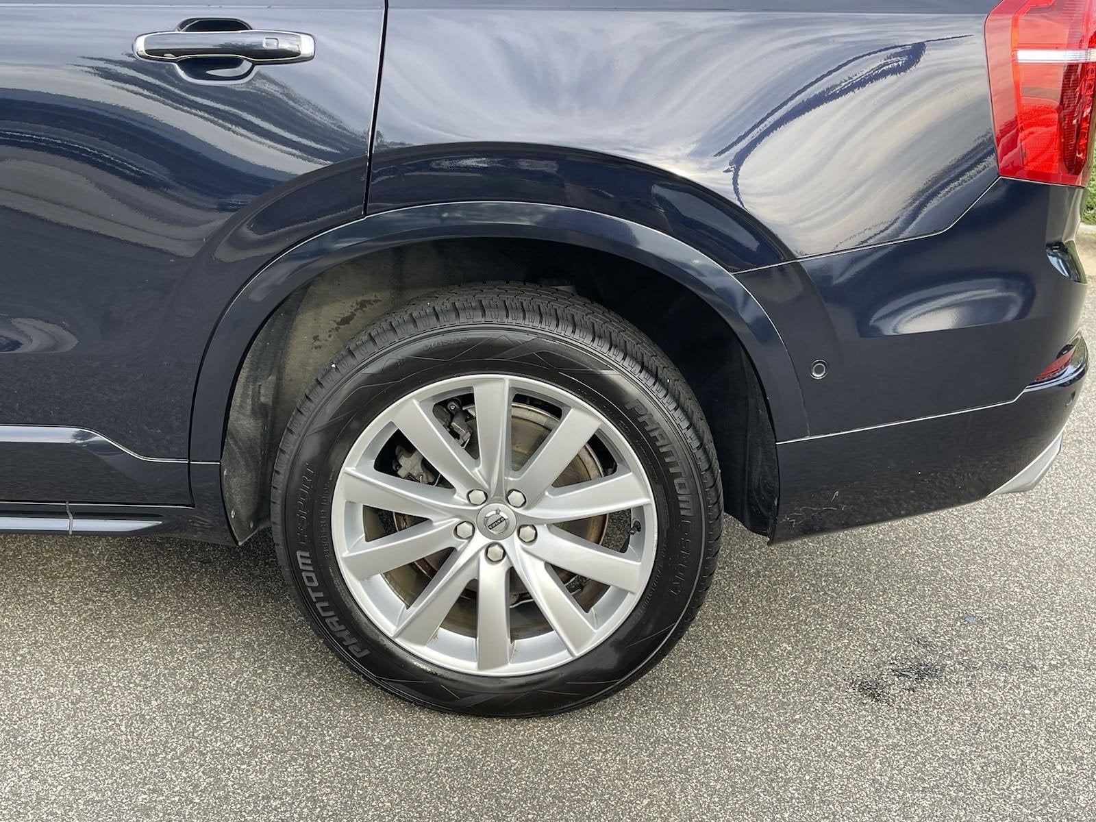 2017 Volvo XC90 Momentum