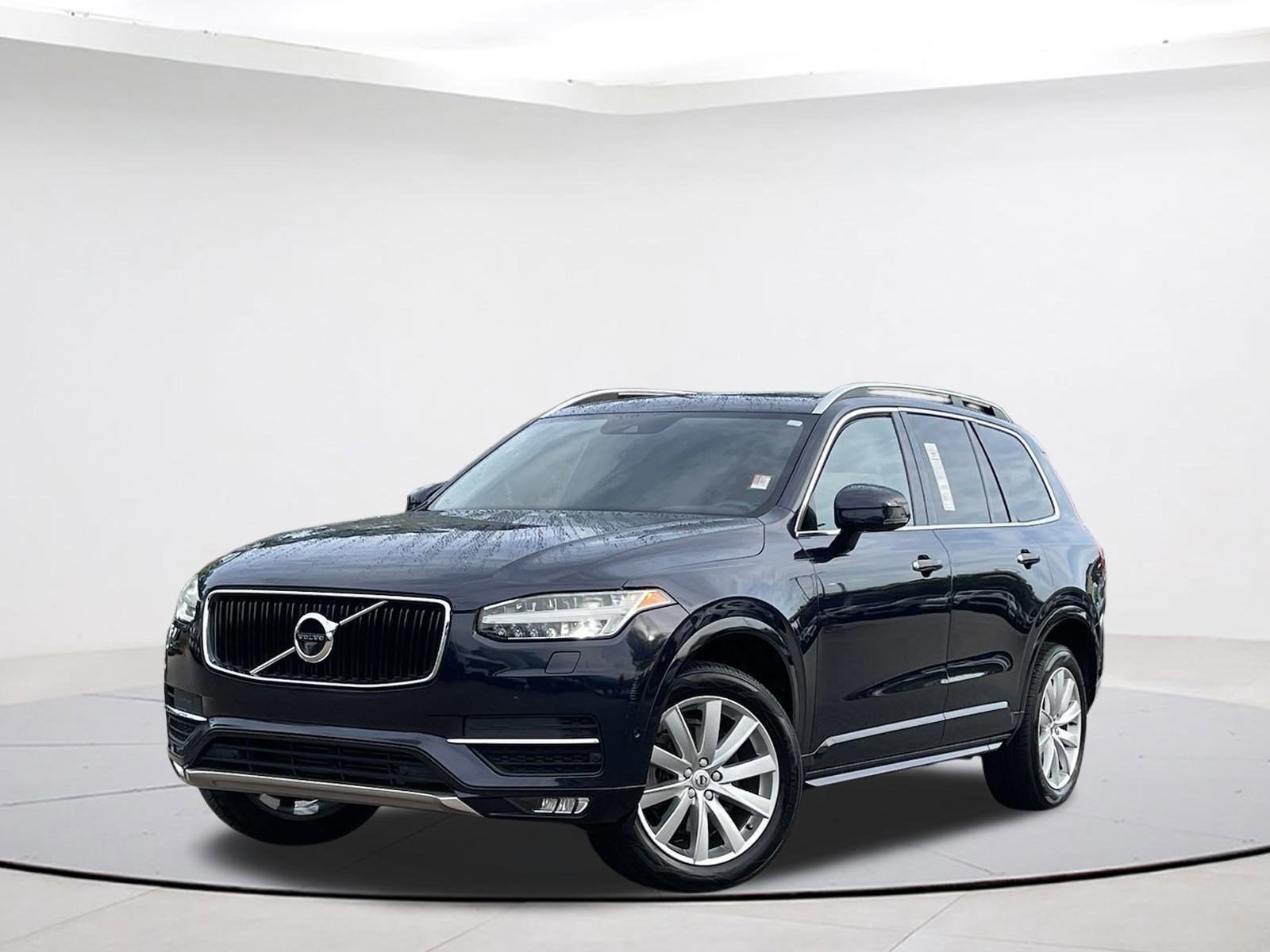 2017 Volvo XC90 Momentum