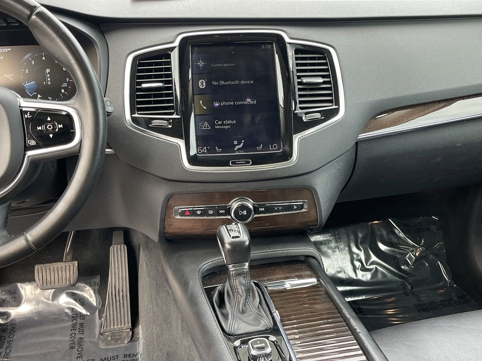 2017 Volvo XC90 Momentum